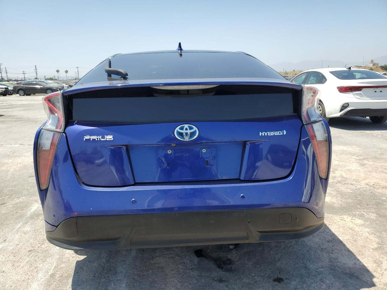 2017 Toyota Prius vin: JTDKARFU6H3054207