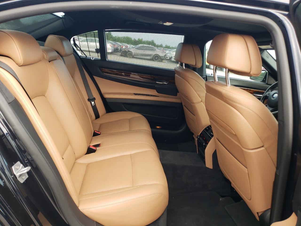 WBAYF8C58FD655125 2015 BMW 750 Lxi