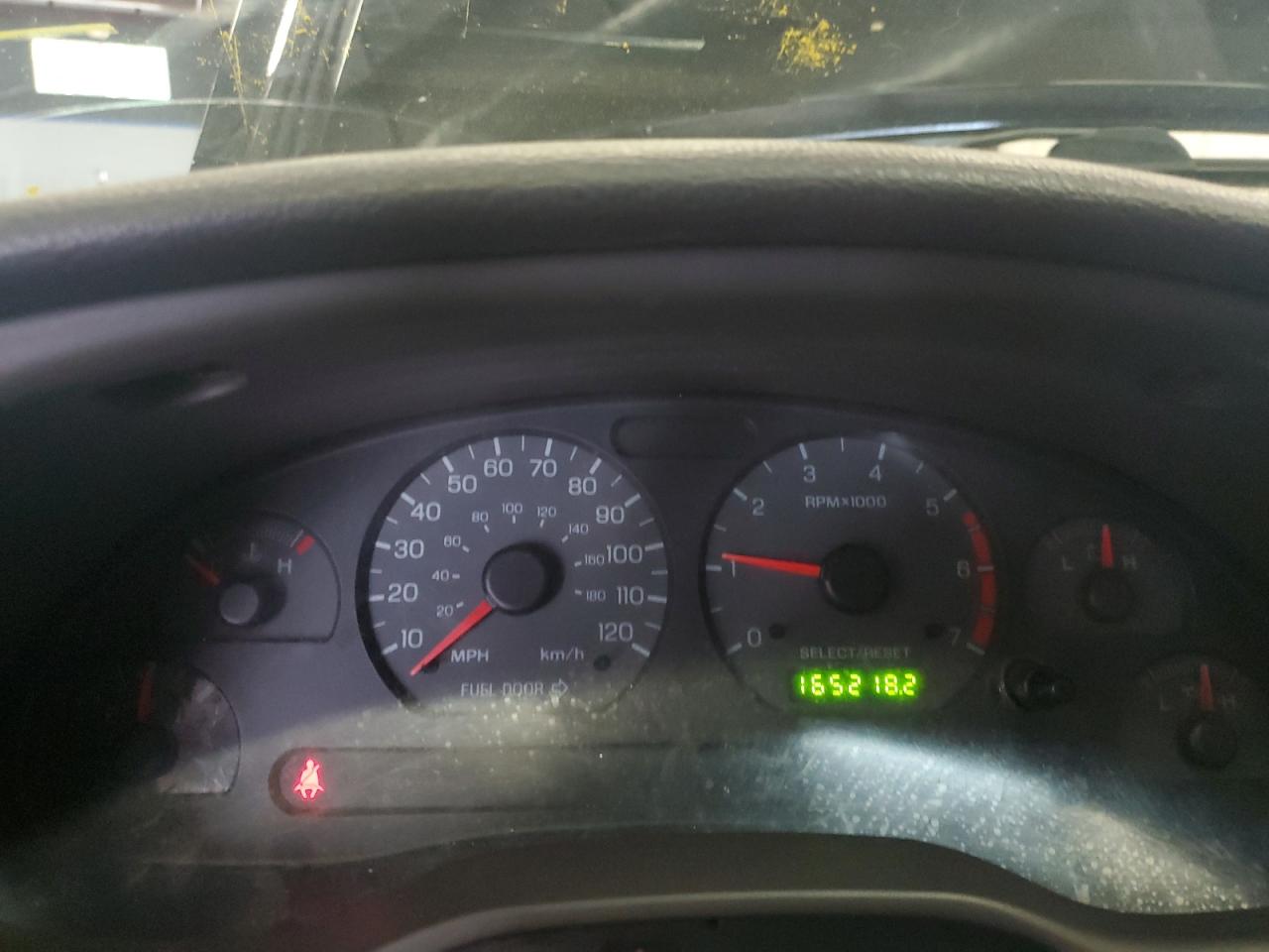 1FAFP404X2F219599 2002 Ford Mustang