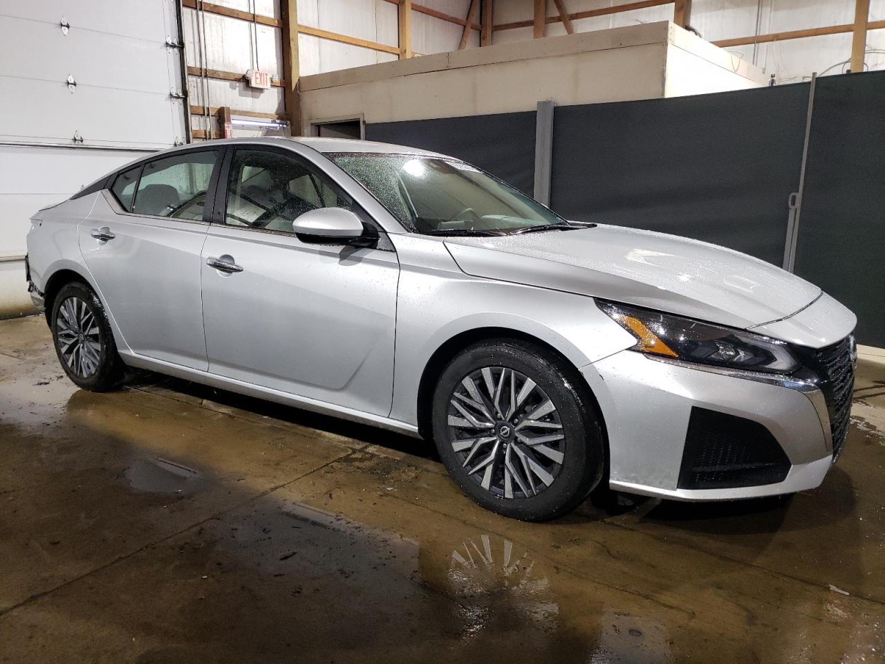 2023 Nissan Altima Sv vin: 1N4BL4DVXPN385812