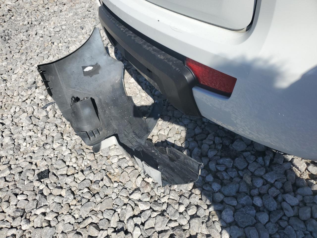 KNDJT2A28A7027138 2010 Kia Soul +