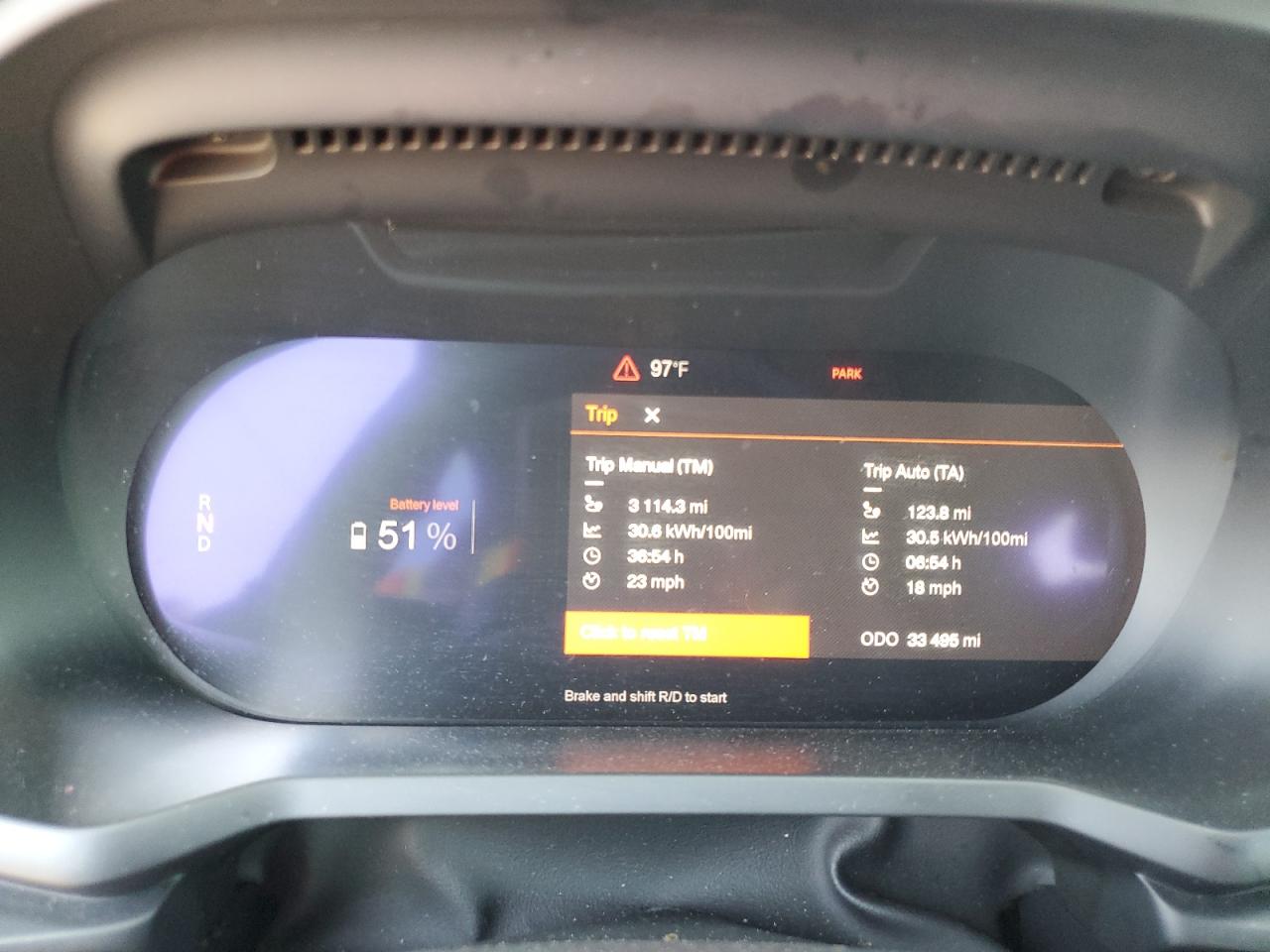 YSMED3KA1PL143909 2023 Polestar 2