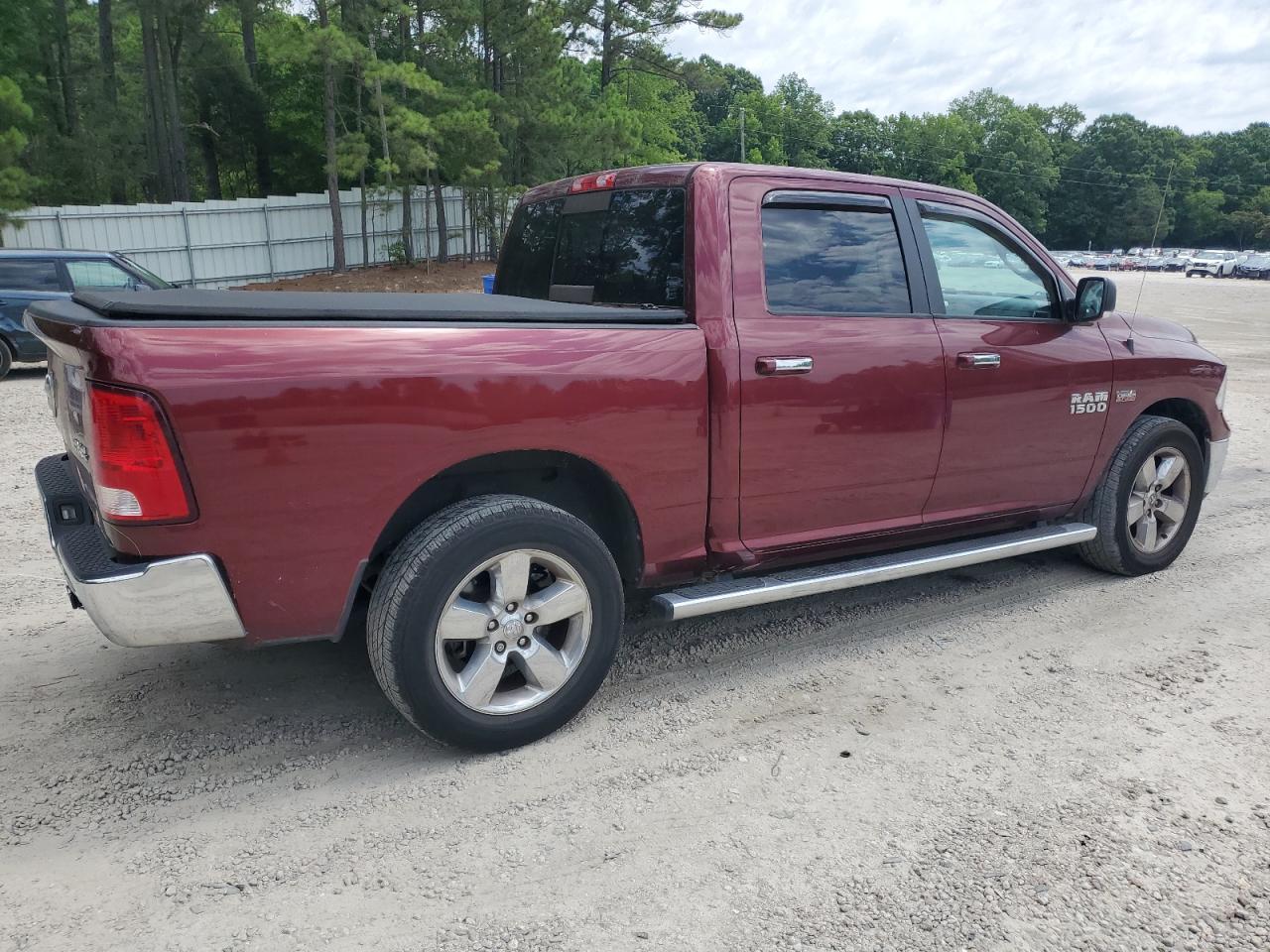 3C6RR7LT5GG326479 2016 Ram 1500 Slt