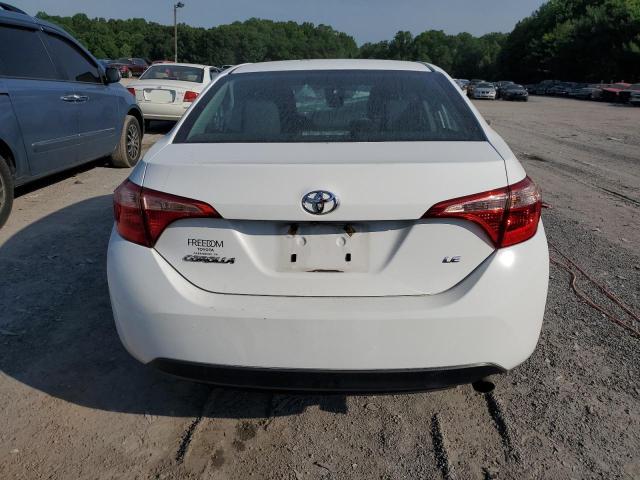 2018 Toyota Corolla L VIN: 2T1BURHE5JC117520 Lot: 57122184