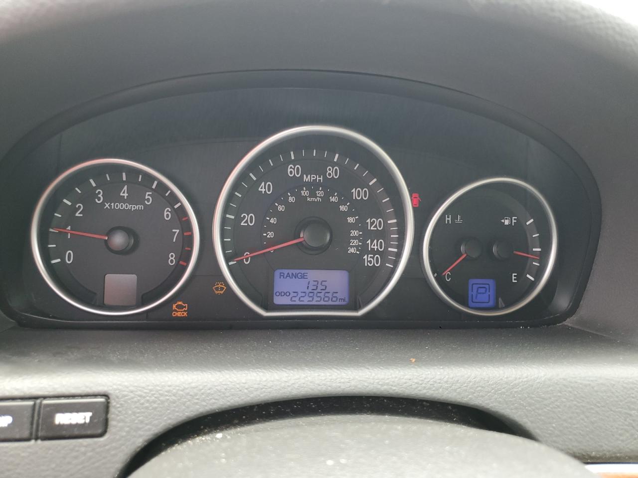 KM8NU13C58U065500 2008 Hyundai Veracruz Gls