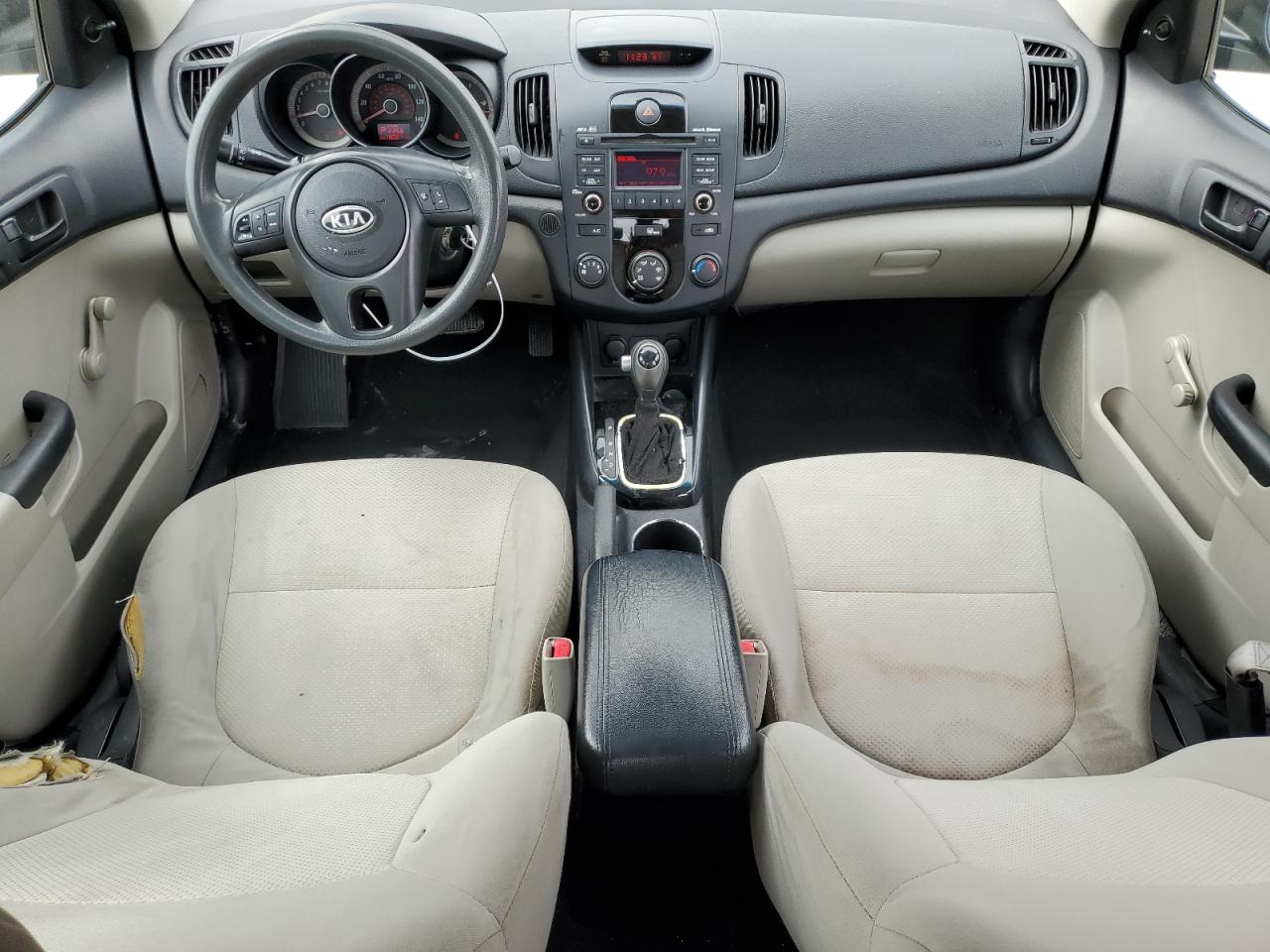 KNAFT4A26B5435780 2011 Kia Forte Lx