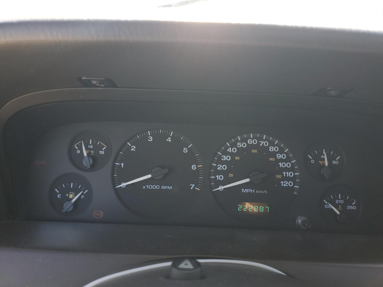 1J4GW68N3XC579021 1999 Jeep Grand Cherokee Limited