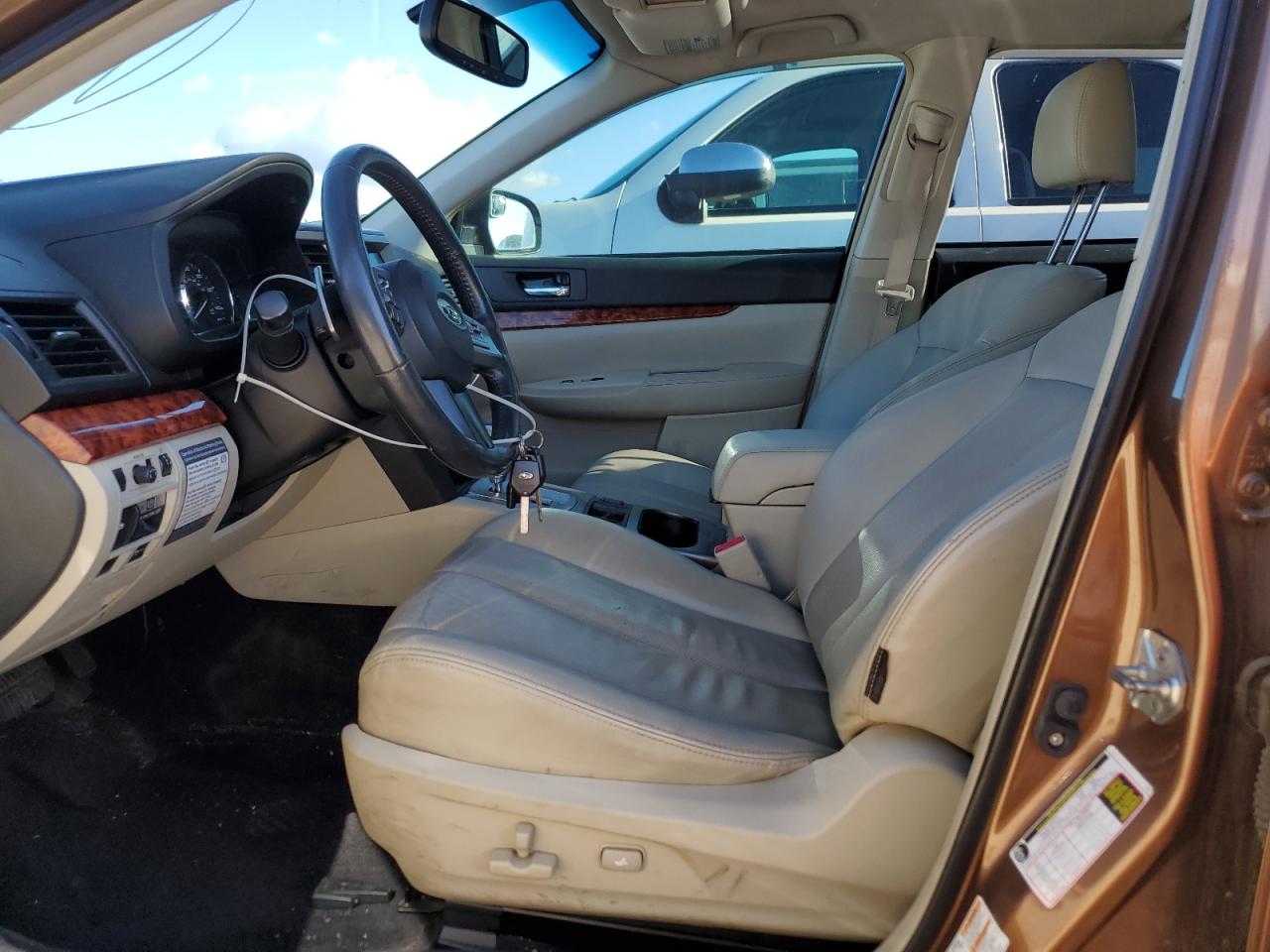 4S4BRCLC6B3336951 2011 Subaru Outback 2.5I Limited