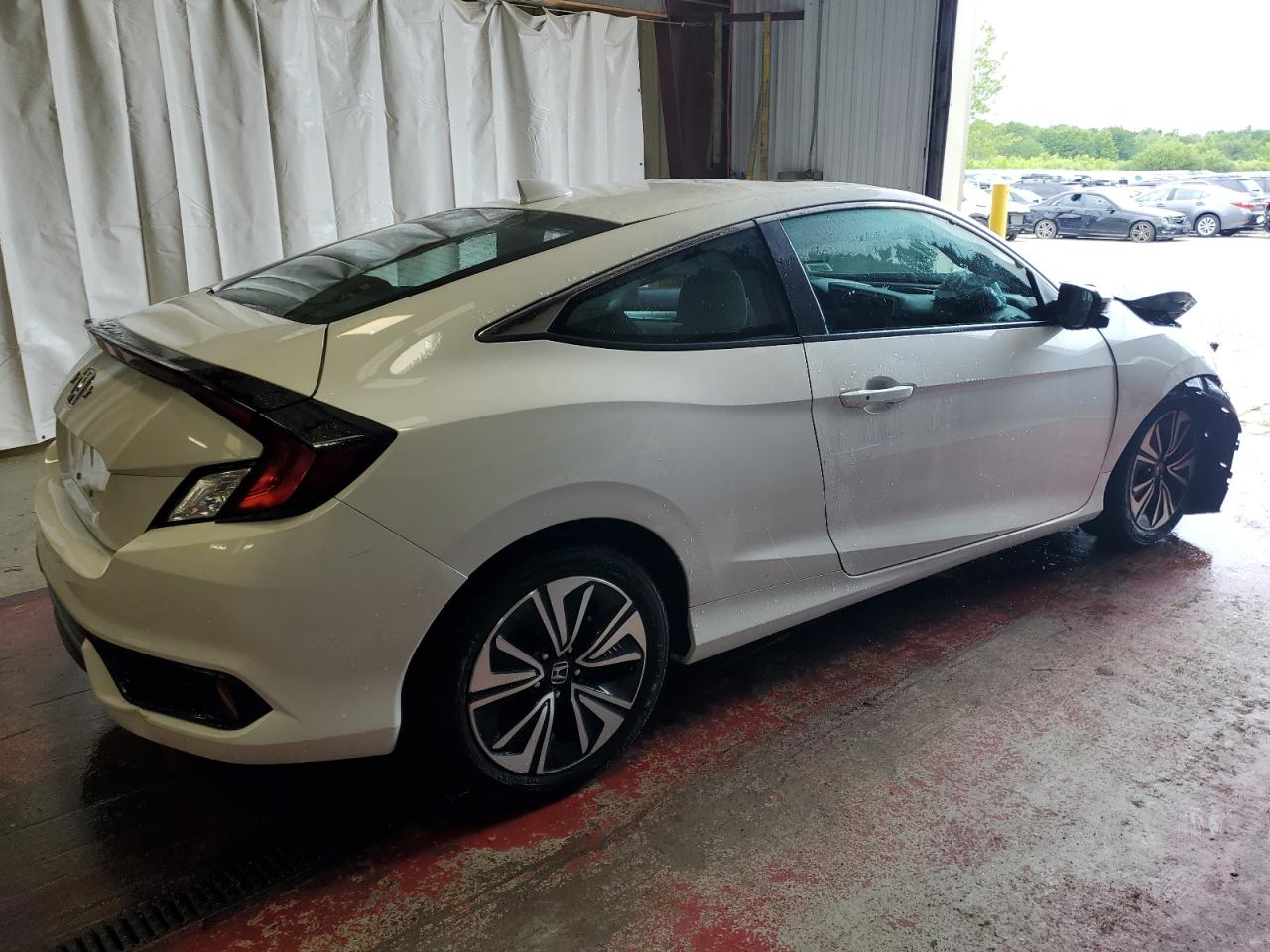 2016 Honda Civic Ex vin: 2HGFC3B34GH361023