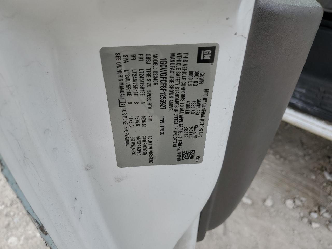 1GCWGFCF8F1255927 2015 Chevrolet Express G2500