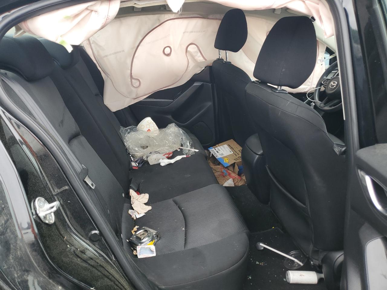 3MZBN1U74HM102494 2017 Mazda 3 Sport