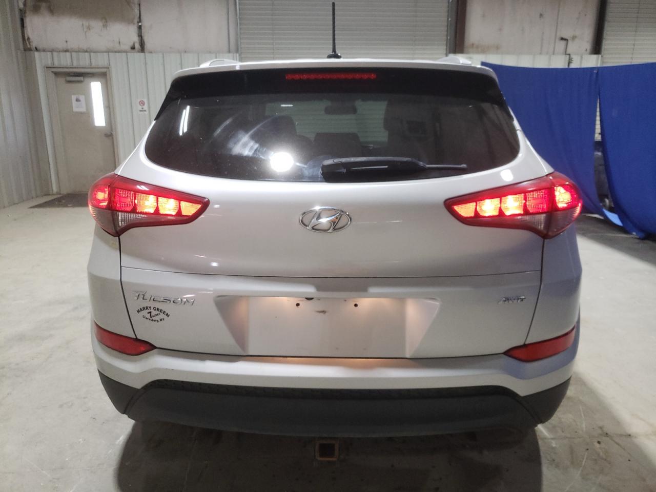 2016 Hyundai Tucson Limited vin: KM8J3CA49GU059481