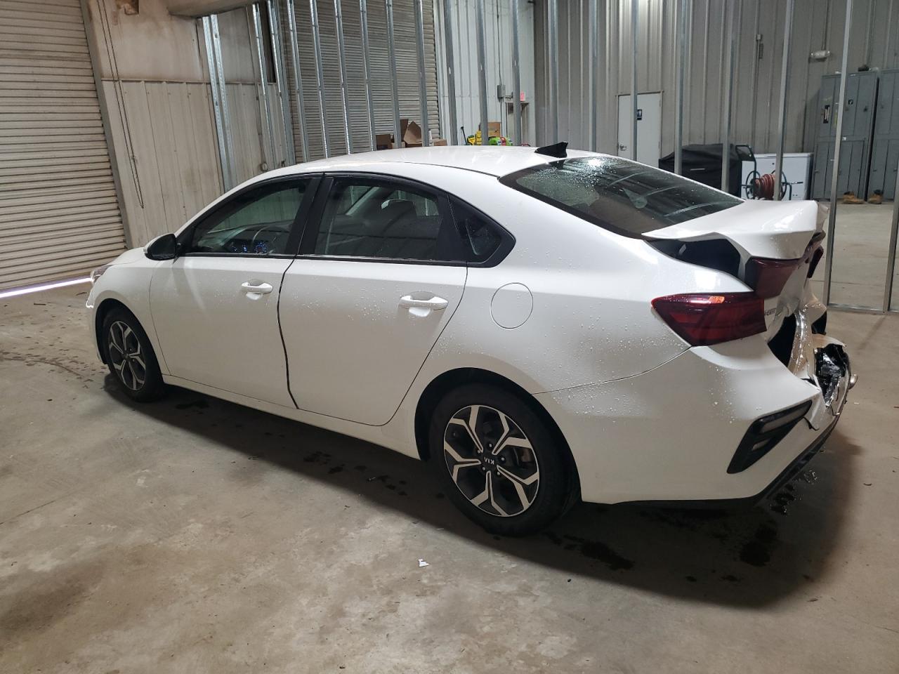 3KPF24AD4ME313417 2021 Kia Forte Fe