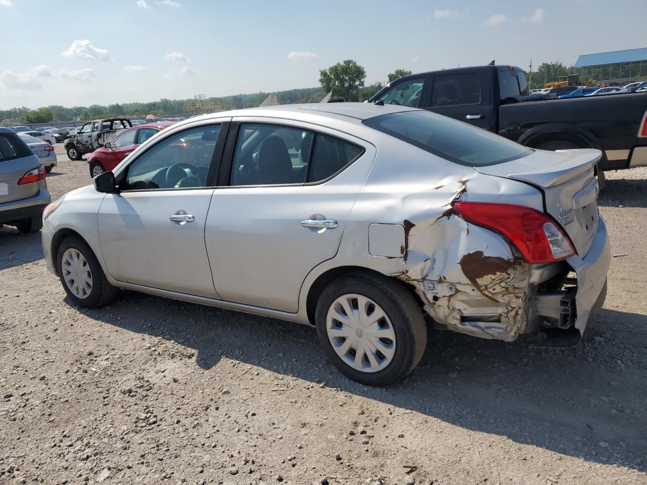 3N1CN7AP5GL875139 2016 Nissan Versa S