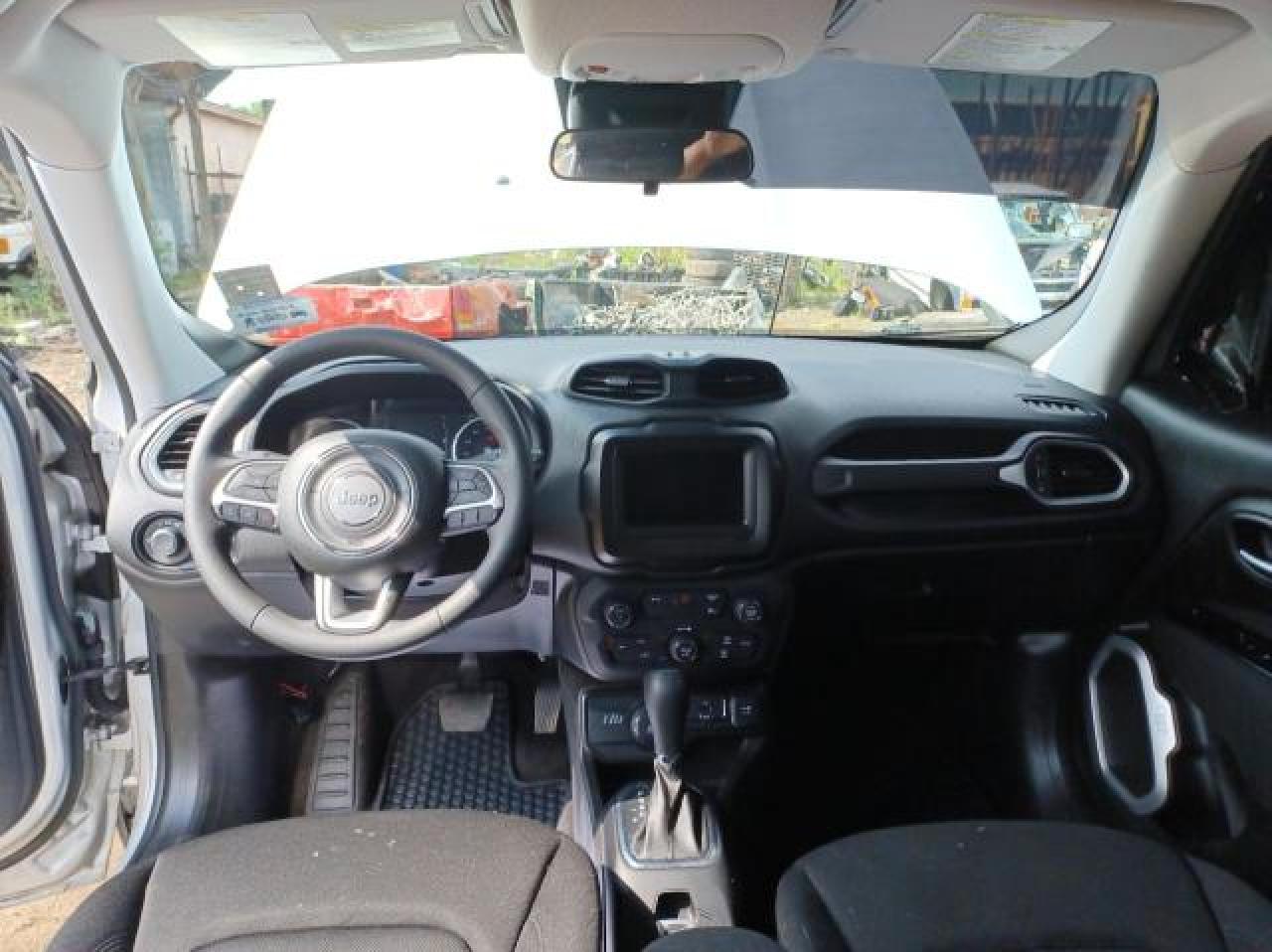 ZACNJDAB5MPN15423 2021 Jeep Renegade Sport