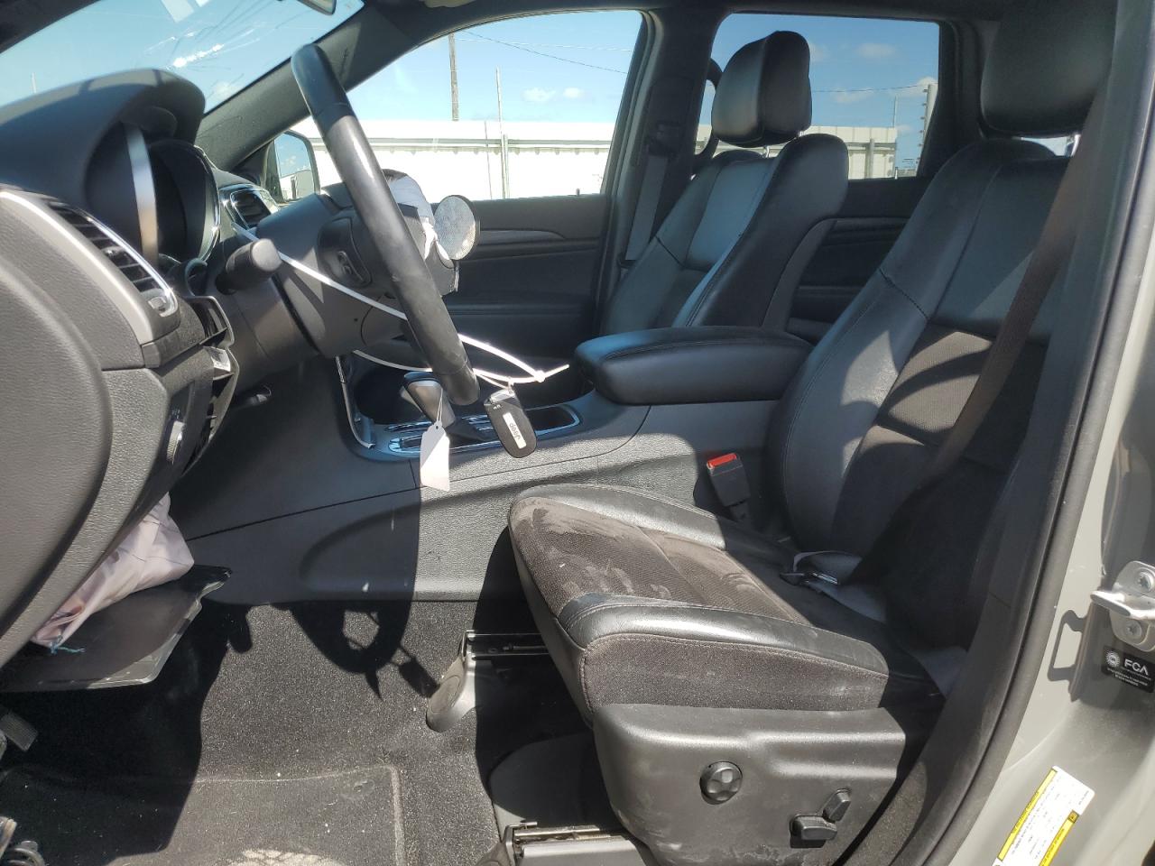 1C4RJEAG1MC553600 2021 Jeep Grand Cherokee Laredo