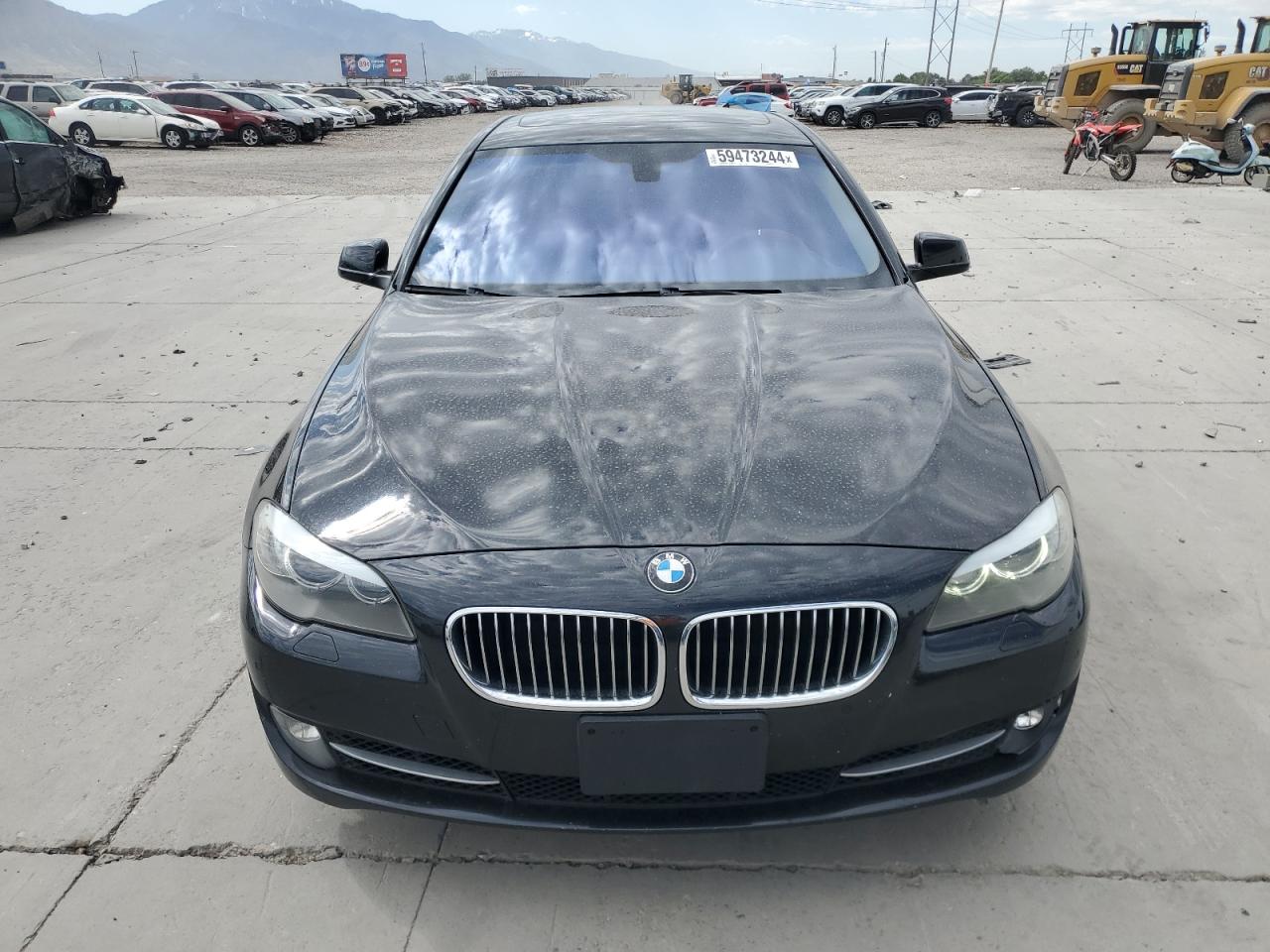 2013 BMW 528 Xi vin: WBAXH5C56DD108209