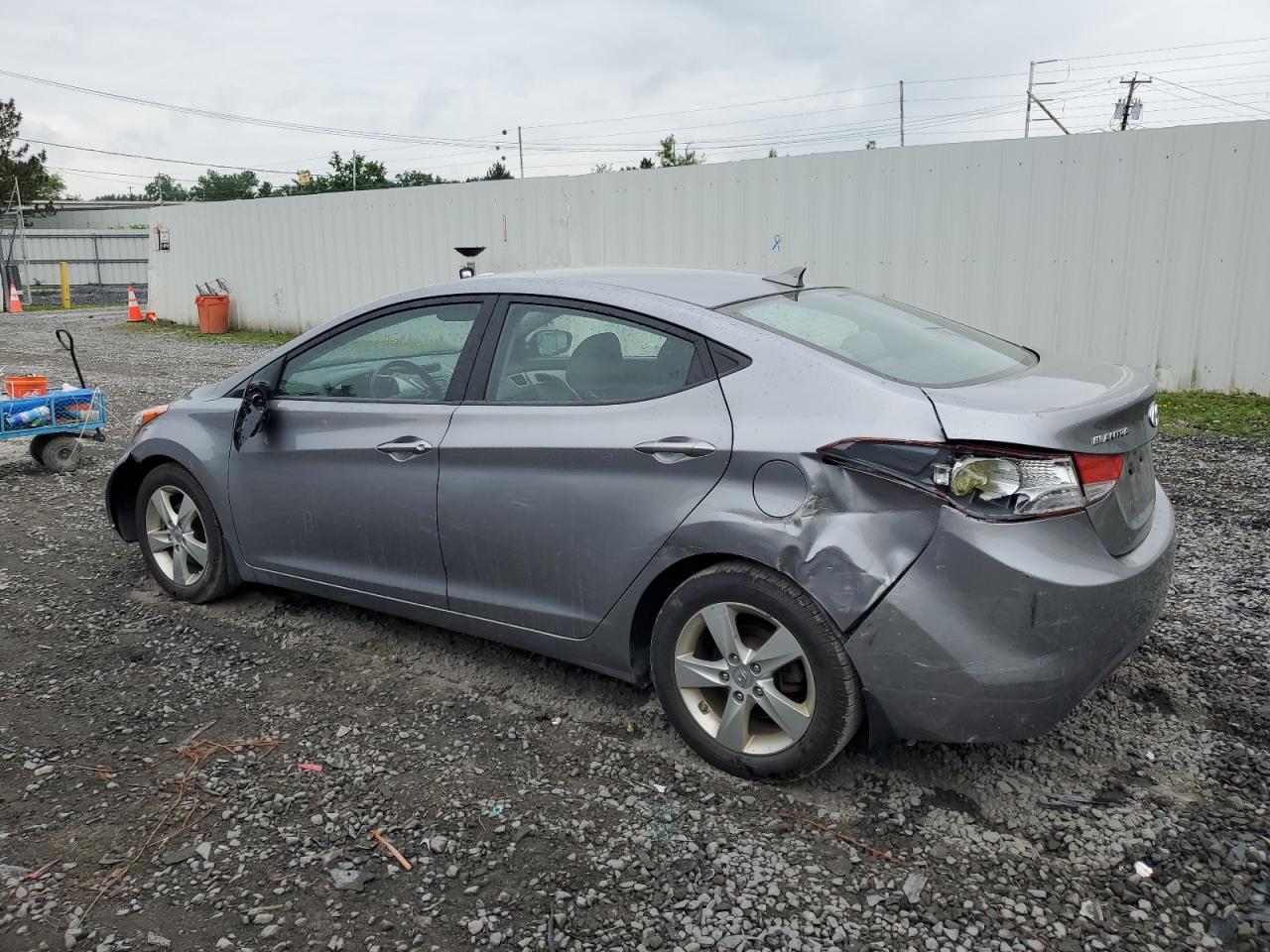 KMHDH4AE9DU615877 2013 Hyundai Elantra Gls