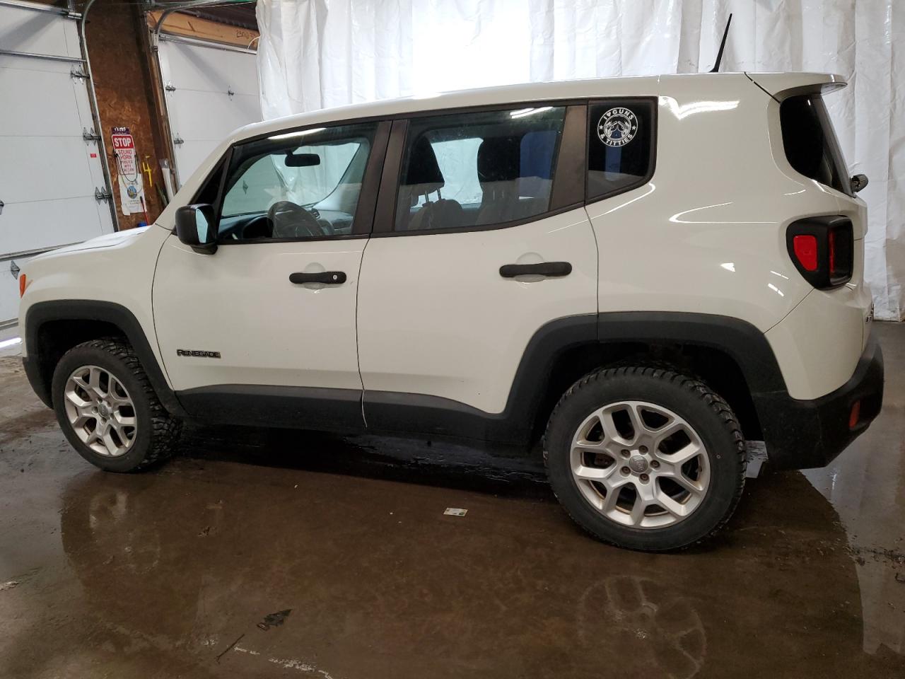 ZACCJBAT0FPB65102 2015 Jeep Renegade Sport