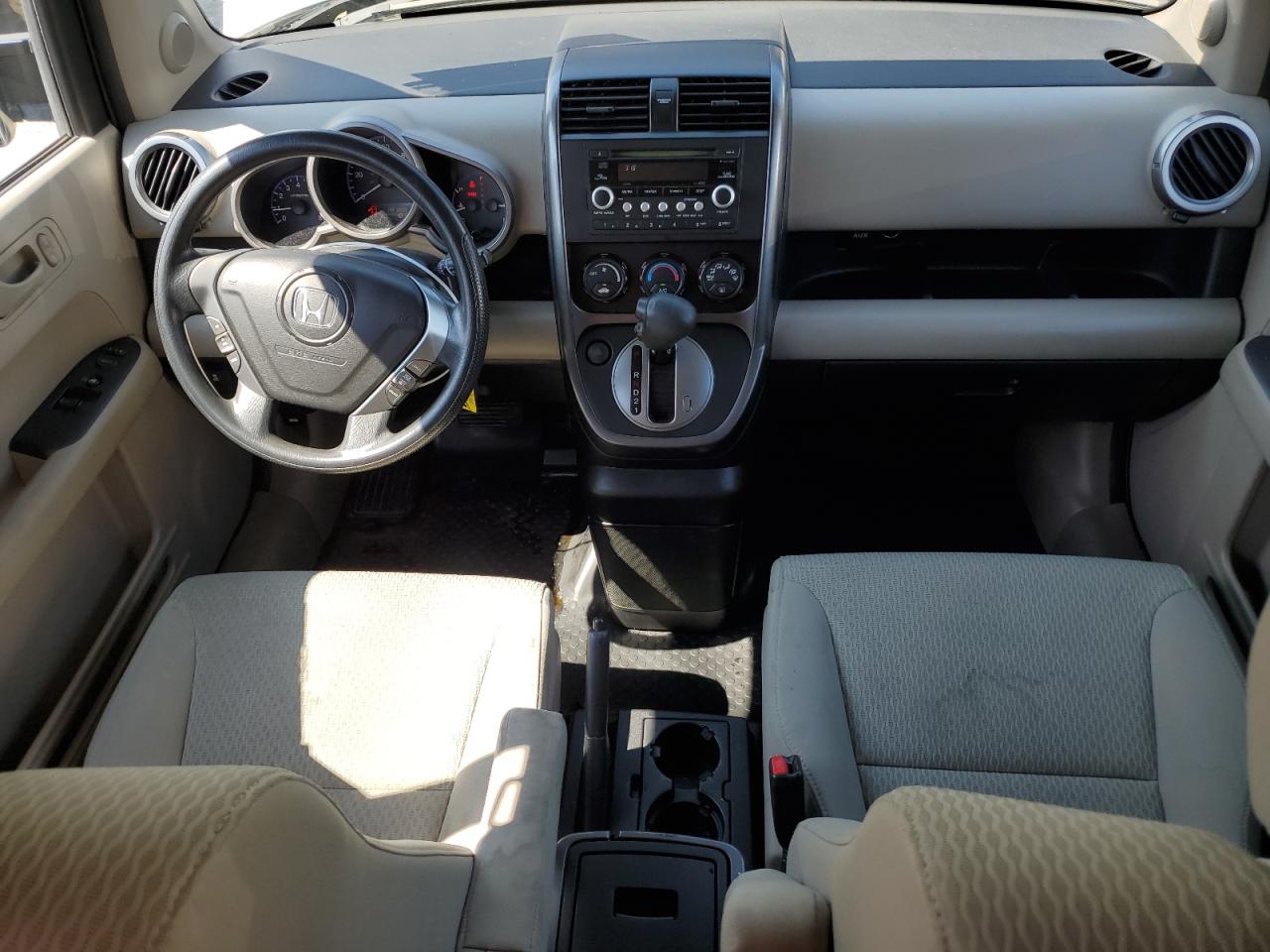 5J6YH2H74BL004122 2011 Honda Element Ex