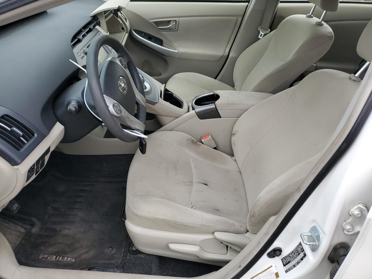 JTDKN3DU2E0359057 2014 Toyota Prius