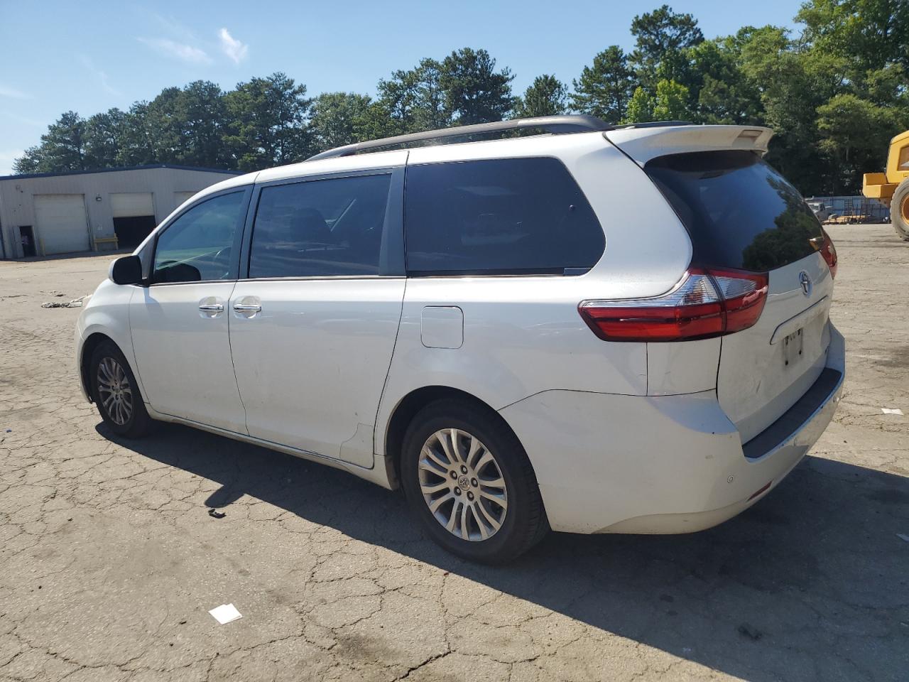 2015 Toyota Sienna Xle vin: 5TDYK3DC7FS556752