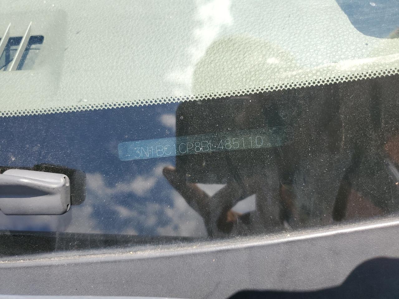 3N1BC1CP8BL485110 2011 Nissan Versa S