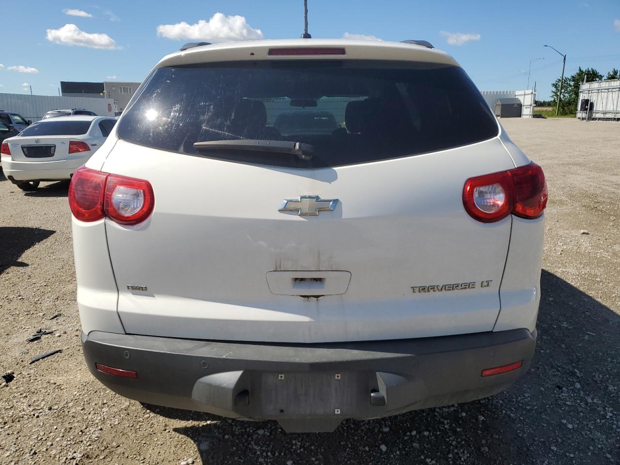 1GNKVGED7BJ131042 2011 Chevrolet Traverse Lt