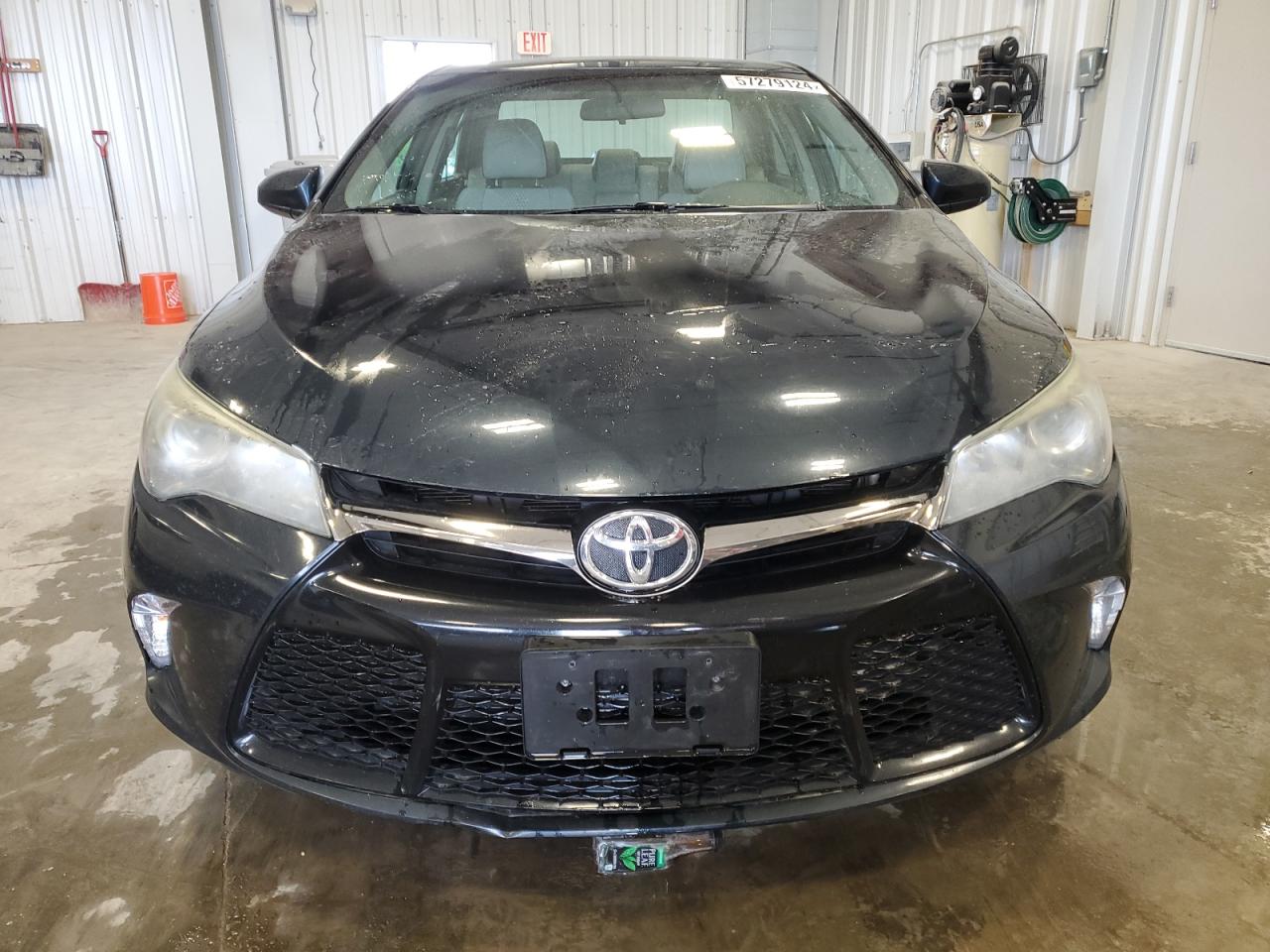 4T1BF1FK2FU911367 2015 Toyota Camry Le