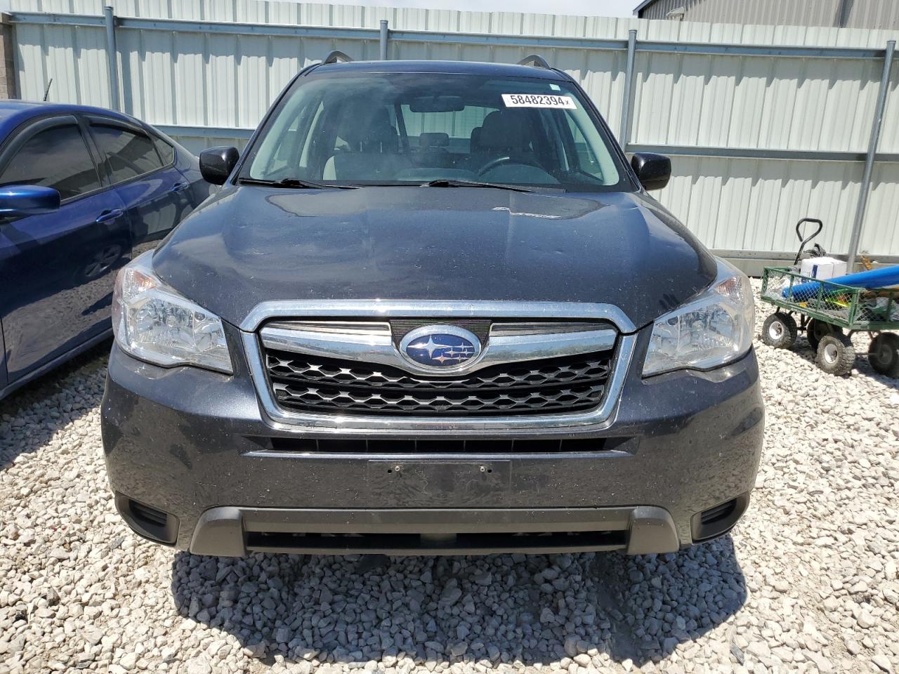 2016 Subaru Forester 2.5I Premium vin: JF2SJADCXGH480481