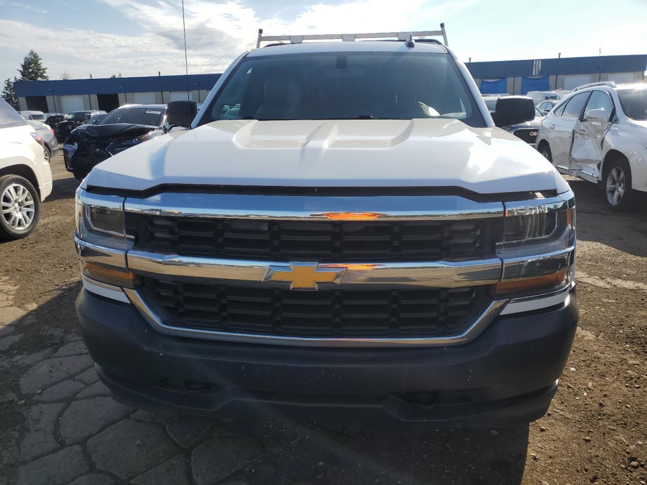 1GCNKNEH3GZ323945 2016 Chevrolet Silverado K1500