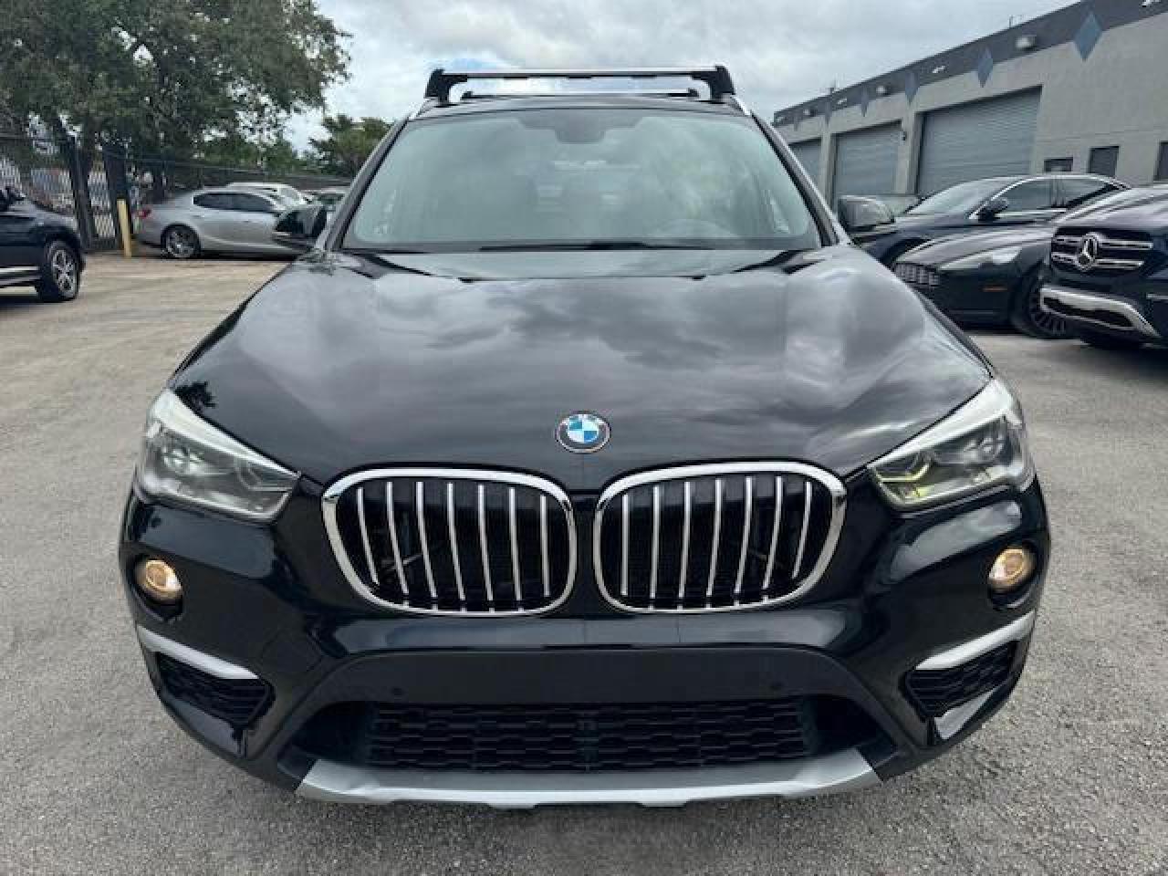 2017 BMW X1 Sdrive28I vin: WBXHU7C39HP924819