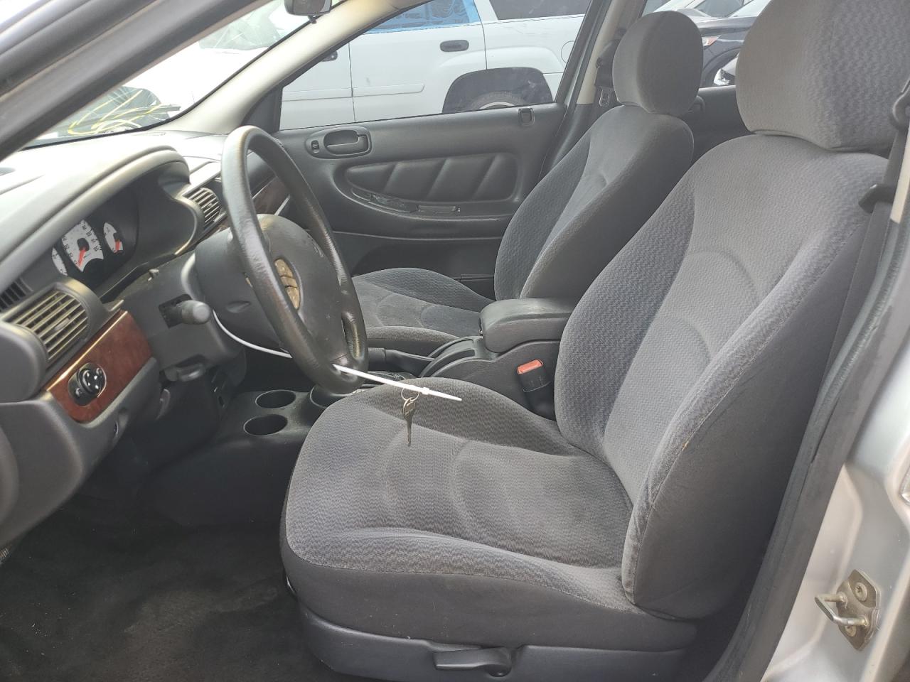 1B3EJ46X21N658536 2001 Dodge Stratus Se