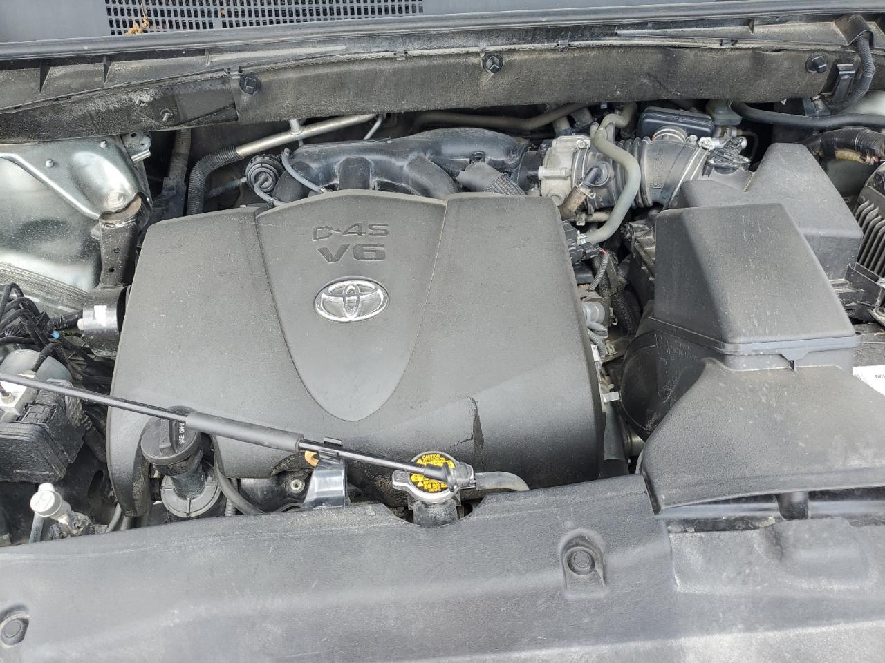 5TDBZRFH1HS359530 2017 Toyota Highlander Le