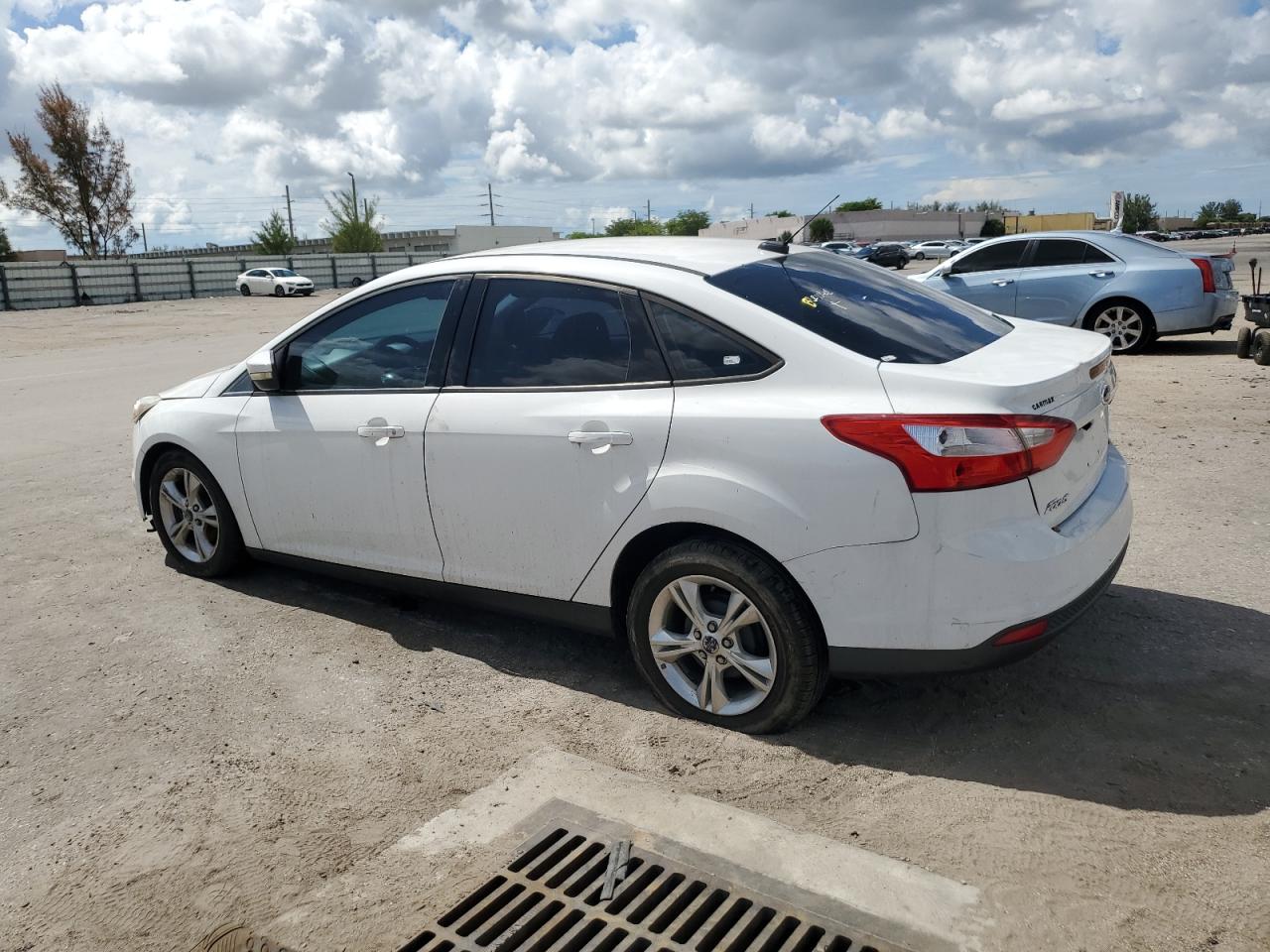 2013 Ford Focus Se vin: 1FADP3F23DL326585