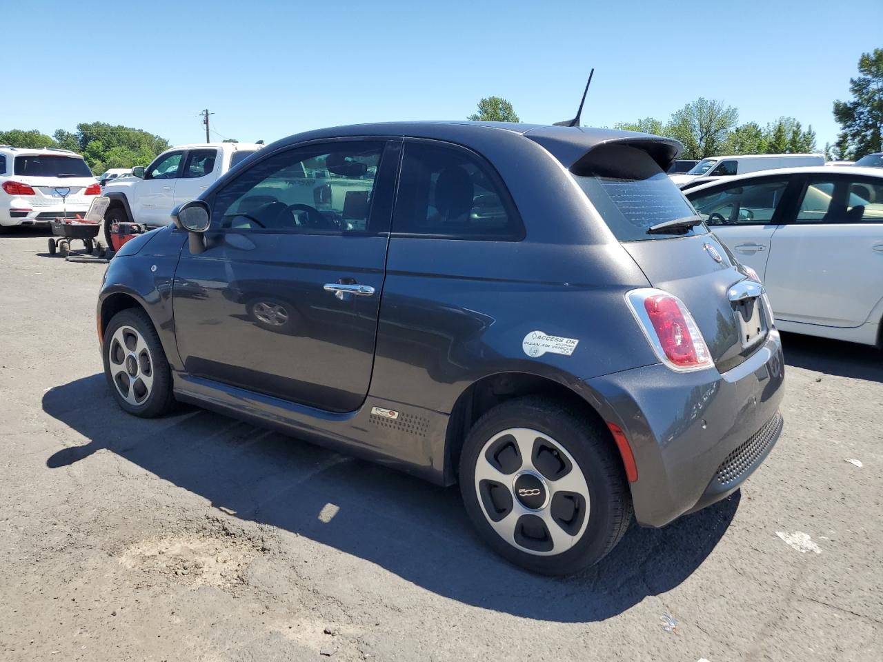 3C3CFFGEXGT229576 2016 Fiat 500 Electric