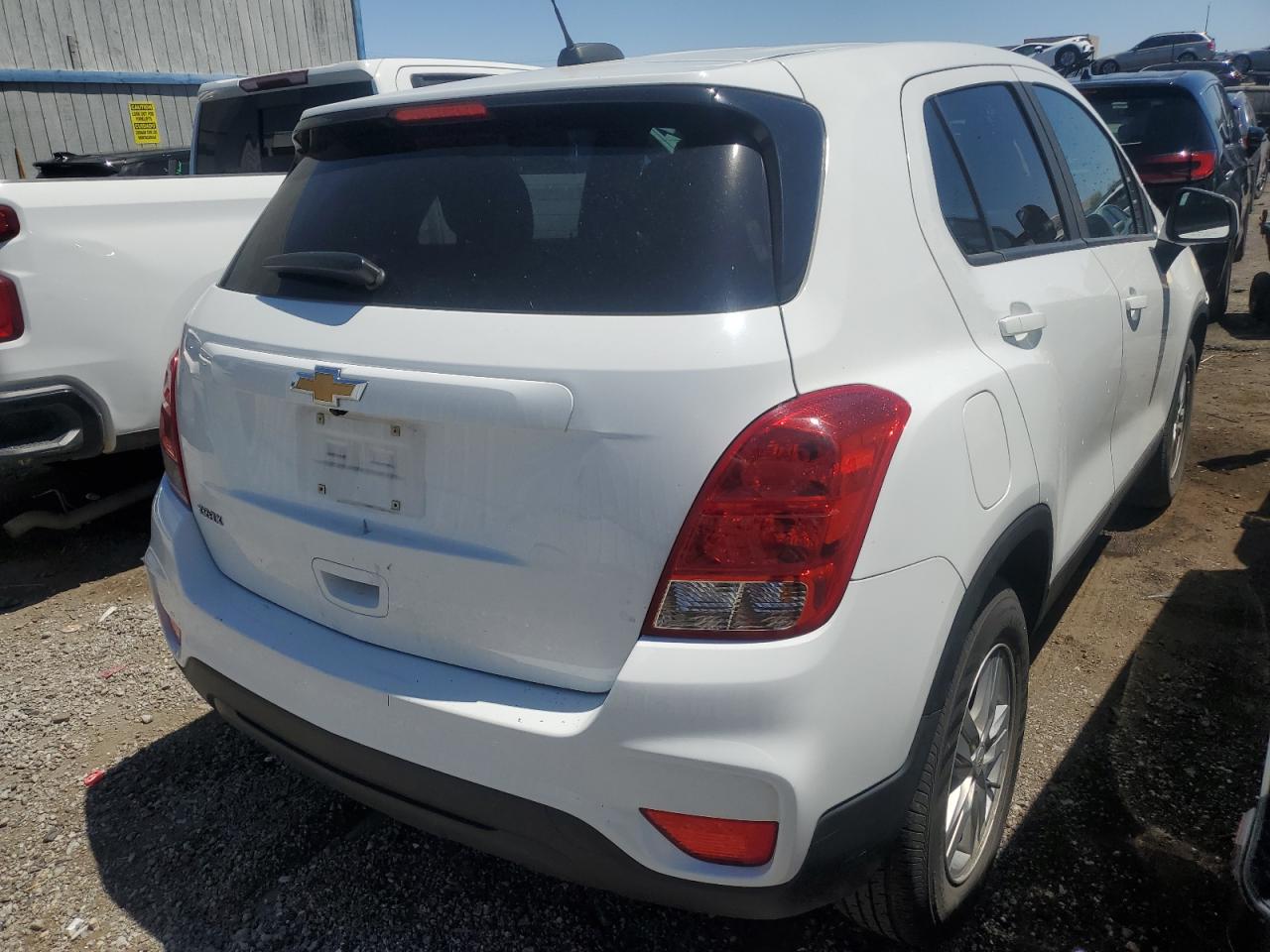 KL7CJKSB3LB046142 2020 Chevrolet Trax Ls