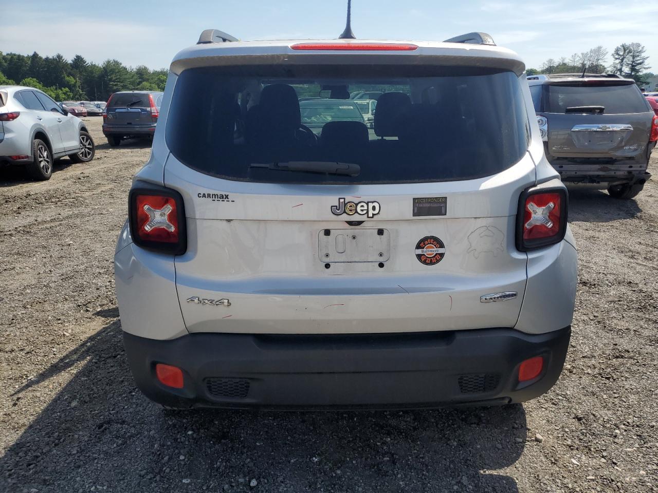 ZACCJBBT1GPE38270 2016 Jeep Renegade Latitude