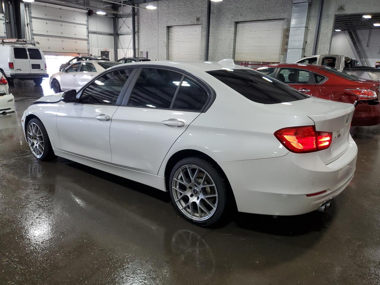 2013 BMW 328 Xi vin: WBA3B3C59DF544125