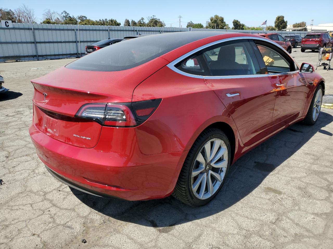 2018 Tesla Model 3 vin: 5YJ3E1EB2JF065546