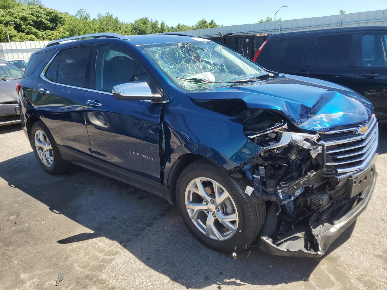 2GNAXXEV2L6186091 2020 Chevrolet Equinox Premier