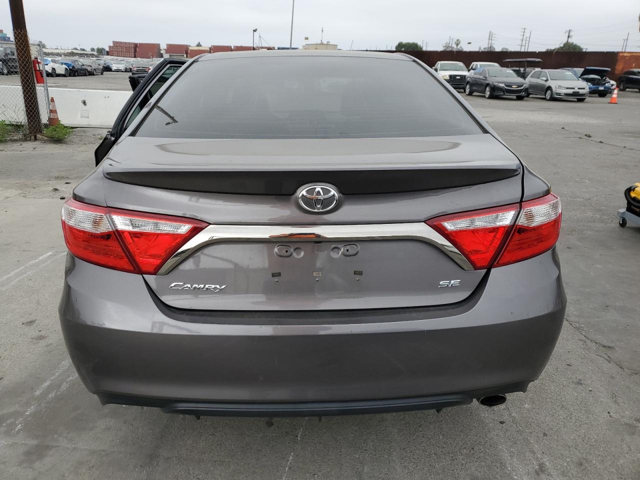 2017 Toyota Camry Le vin: 4T1BF1FK1HU619468