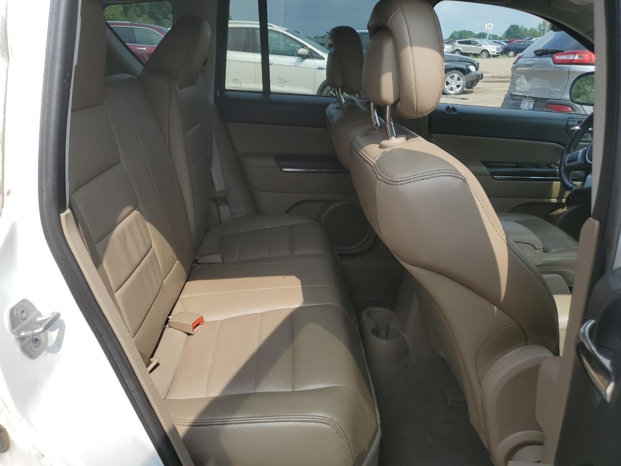 1J4NF5FB8BD207803 2011 Jeep Compass Limited