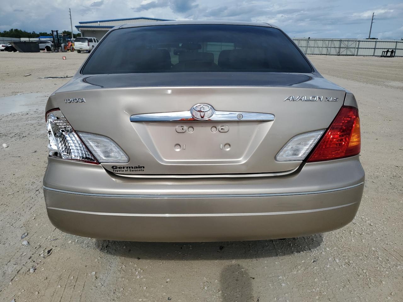 4T1BF28B1YU080305 2000 Toyota Avalon Xl