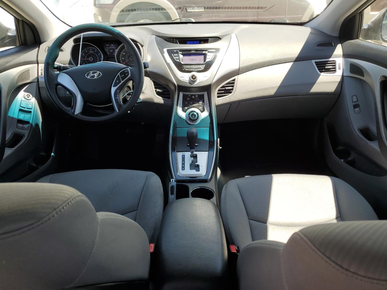 KMHDH4AE3CU221015 2012 Hyundai Elantra Gls