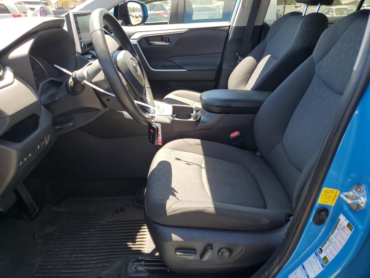 2T3RWRFV0LW094832 2020 Toyota Rav4 Xle