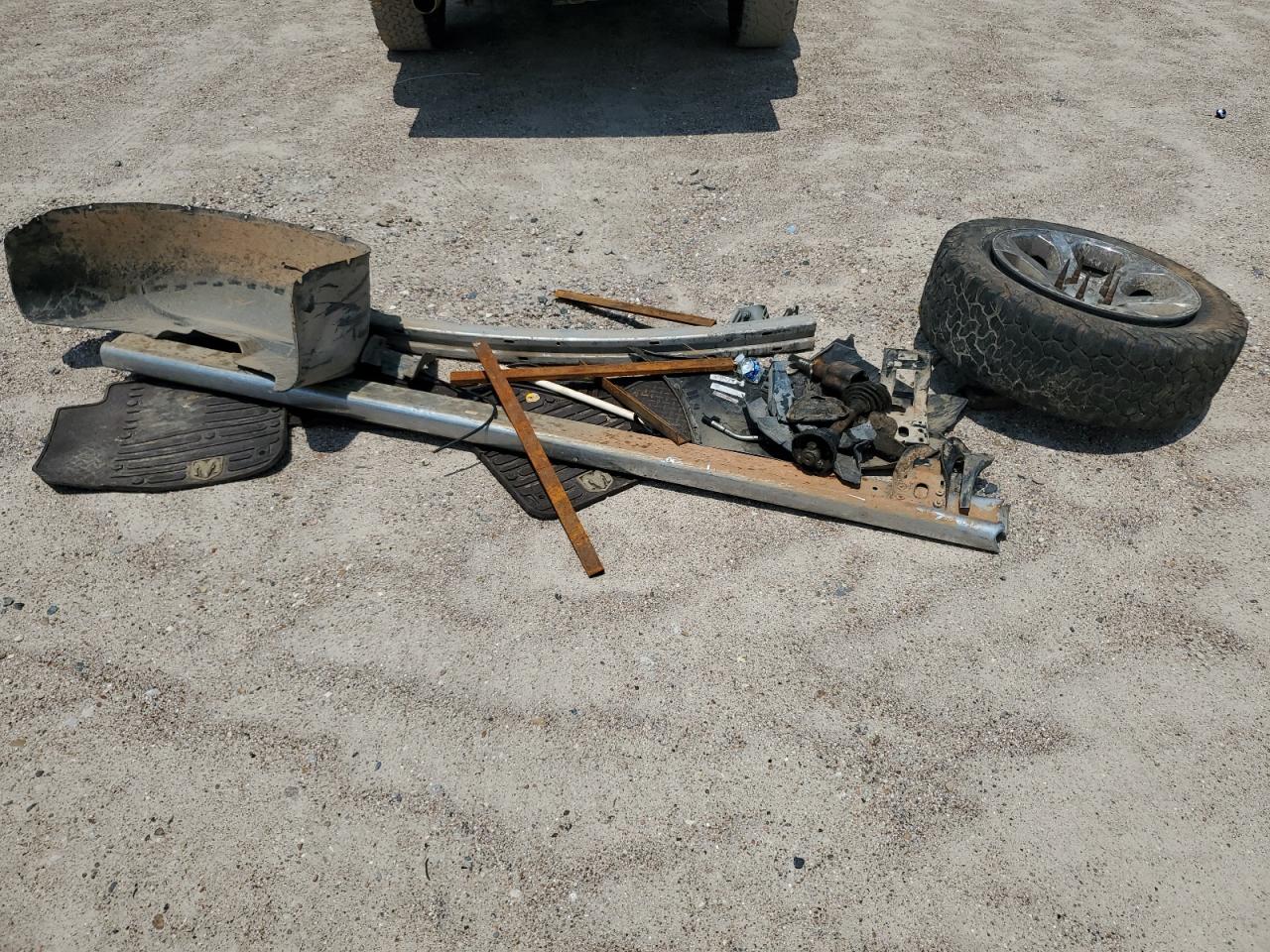 1C6RR7JT5DS515429 2013 Ram 1500 Laramie