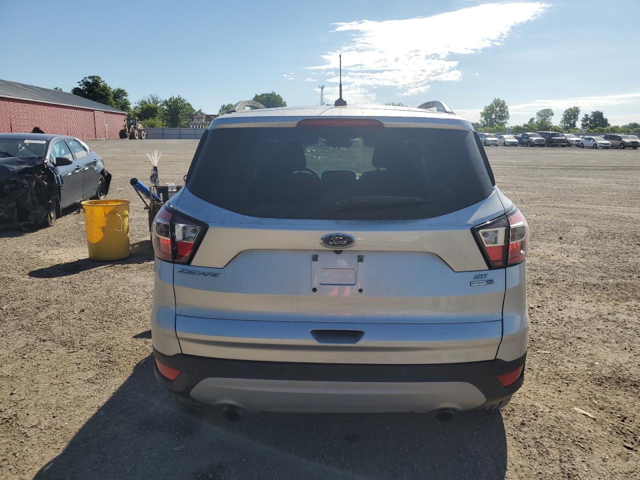 1FMCU9G9XHUC36603 2017 Ford Escape Se