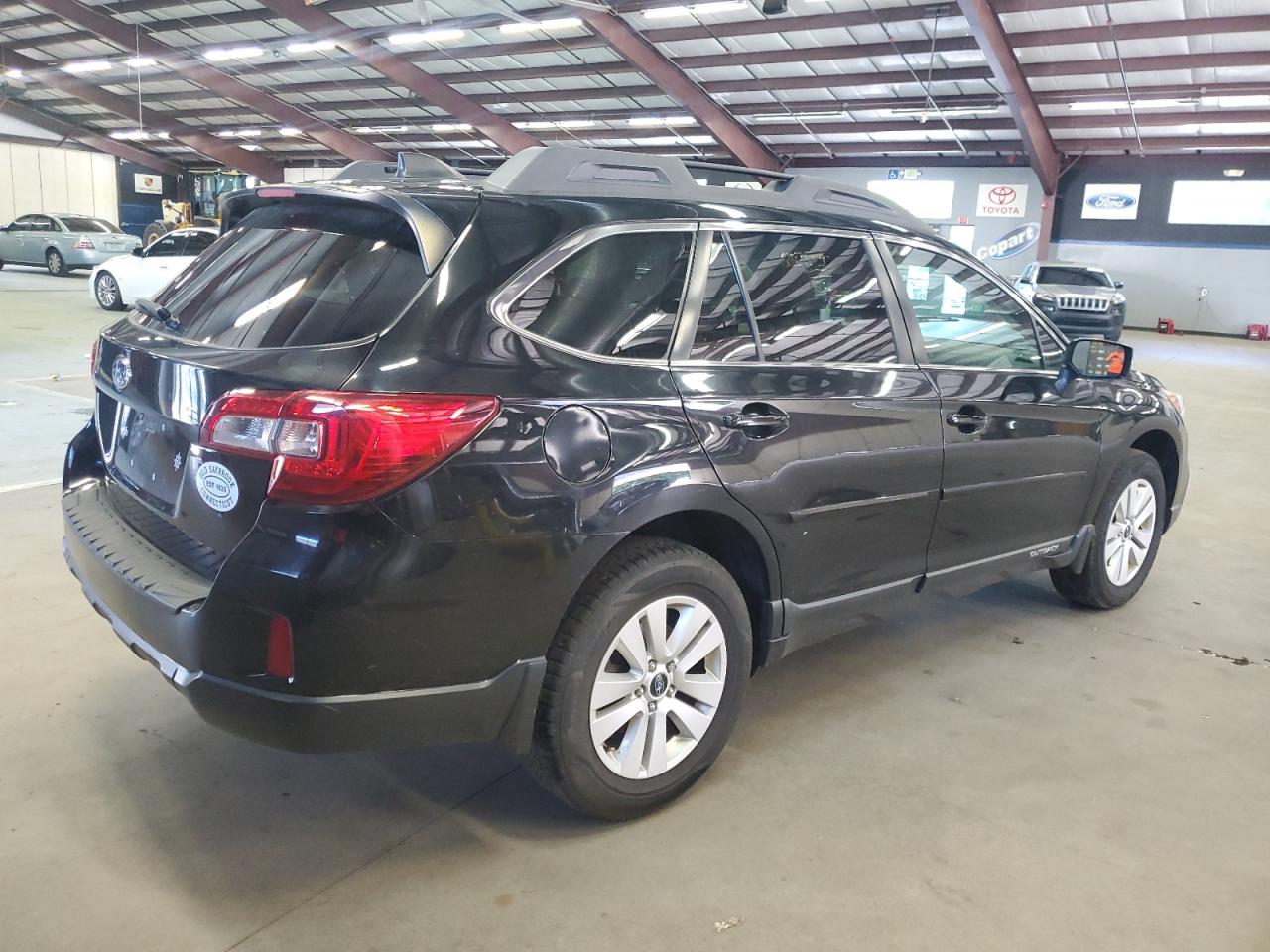 2017 Subaru Outback 2.5I Premium vin: 4S4BSAHCXH3258961