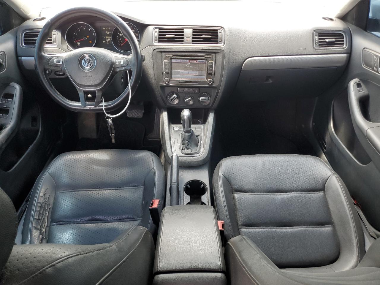 3VWD07AJXFM412401 2015 Volkswagen Jetta Se